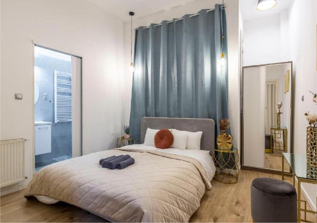 Exclusive Veres Palne By Cavaland Budapest