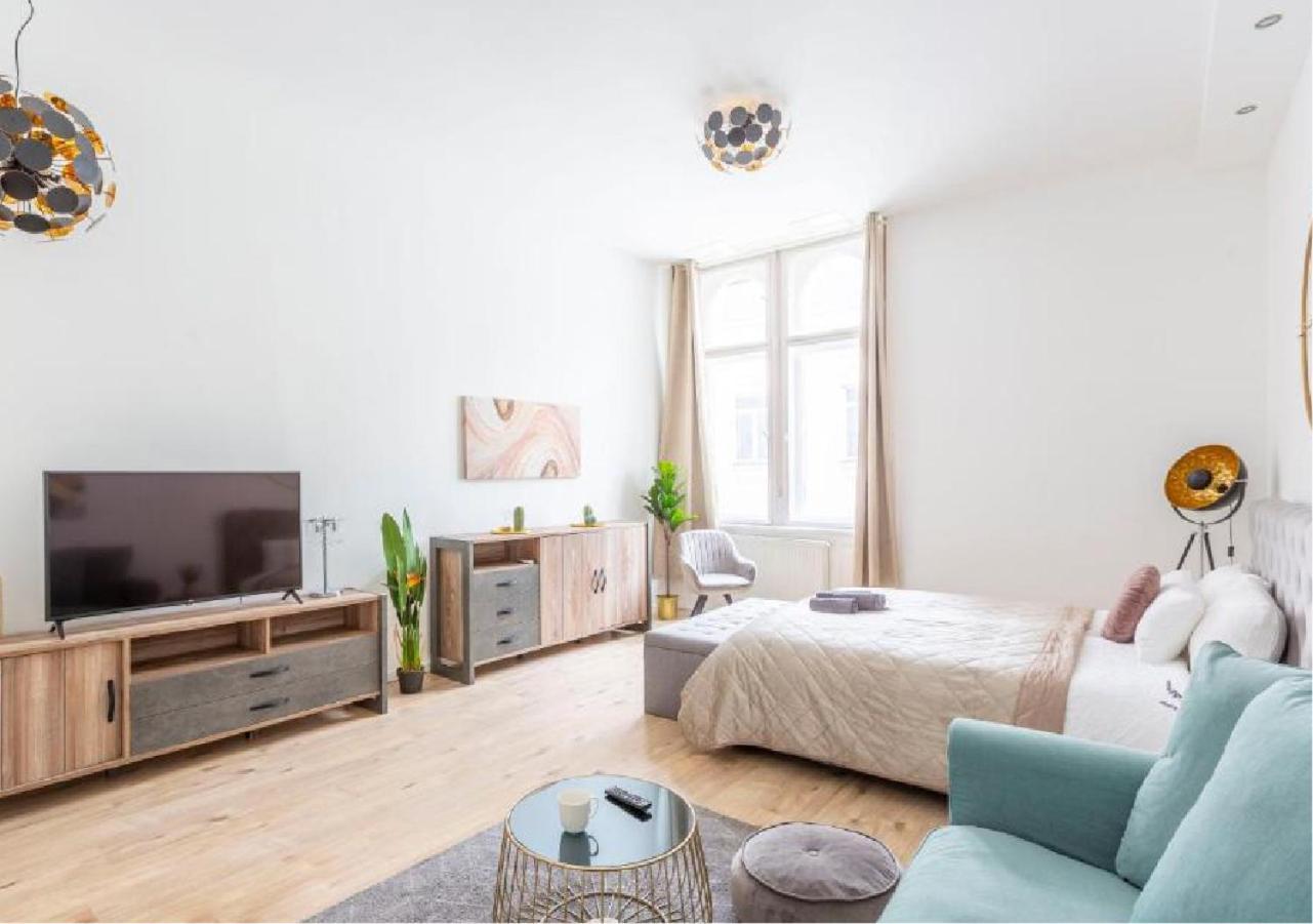 Exclusive Veres Palne By Cavaland Apartment *